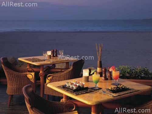 Oasis Beach Tower 10